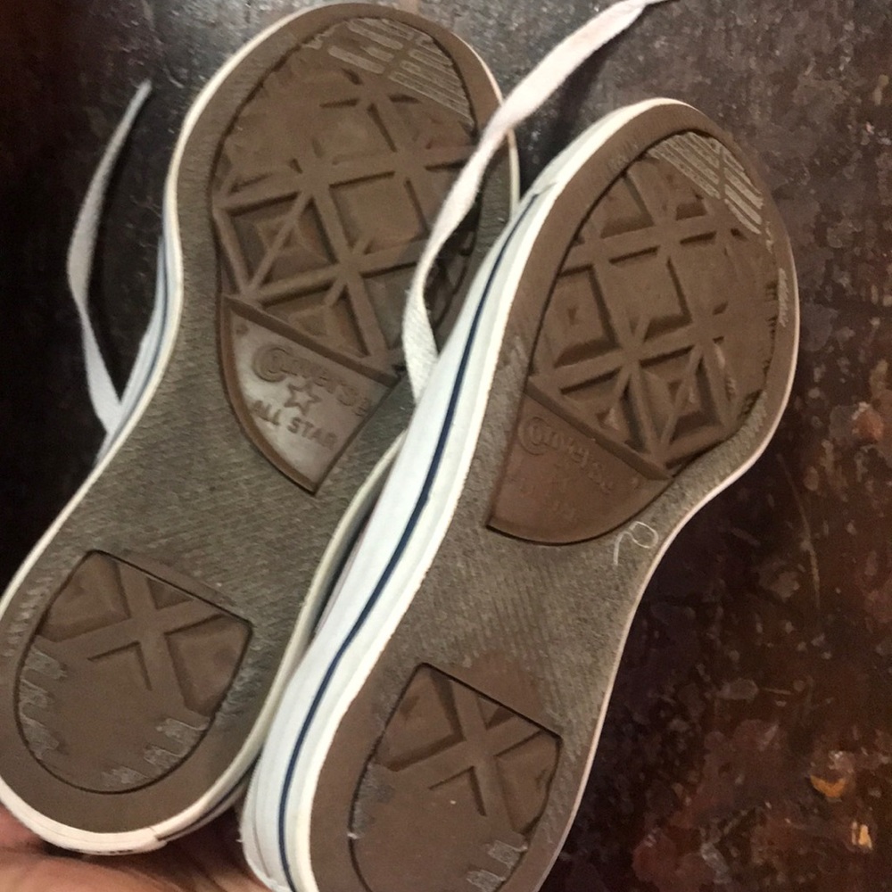 Converse Chucks - Picture 3 of 5